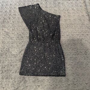 Express Black One-Shoulder Bodycon Dress